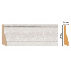 Плинтус напольный Decomaster 193-19D ДМ (70*16*2400)